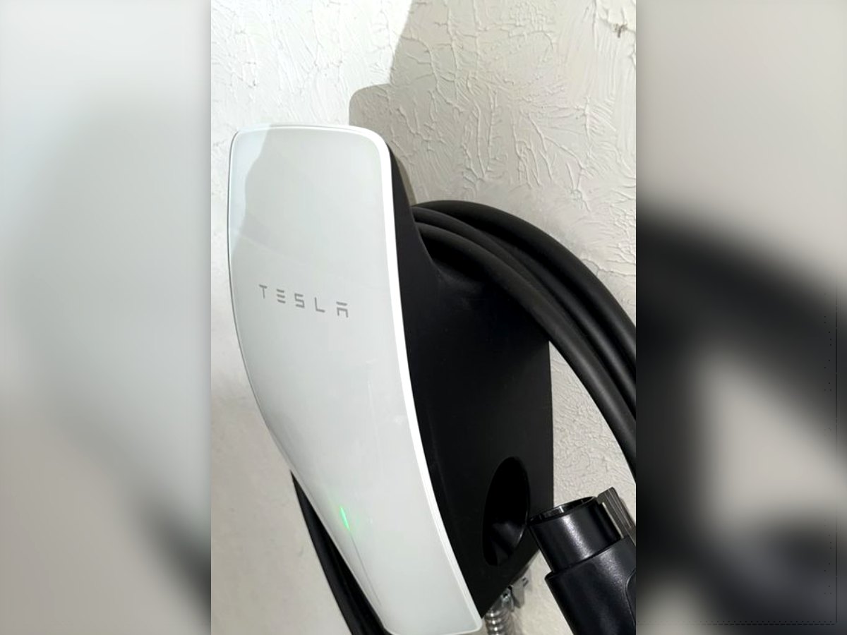 Tesla Universal Wall Connector installed by Cooper Electric